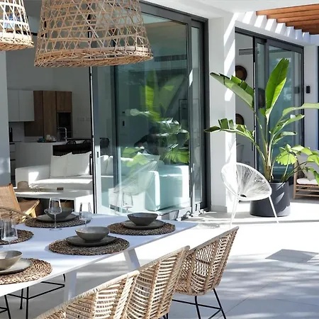 Vacation House With 12 Months Of Summer * Estepona