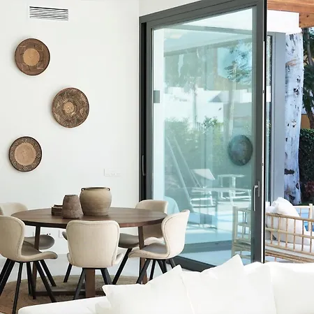 빌라 Vacation House With 12 Months Of Summer 에스테포나